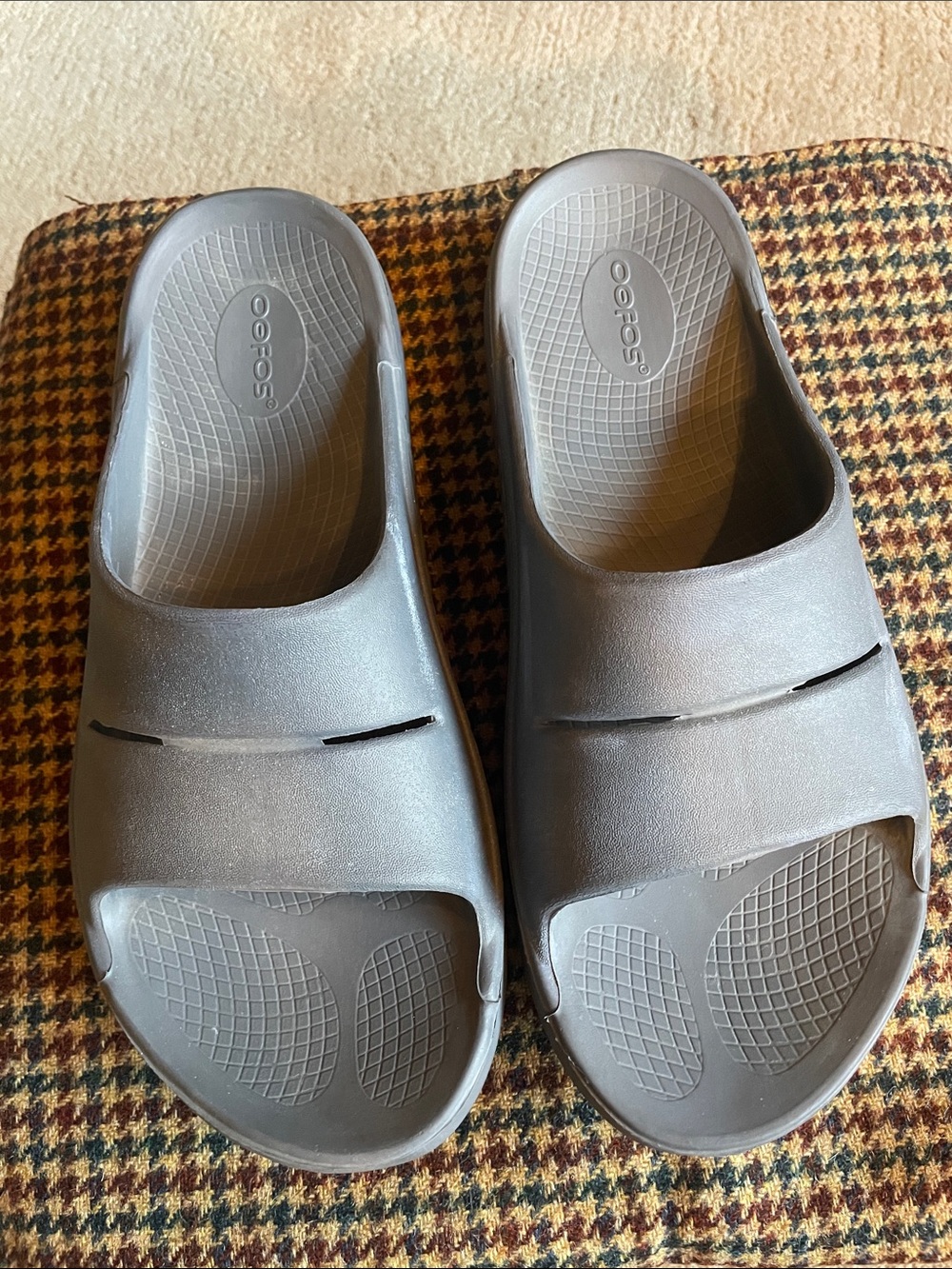 OOFOS OOahh  Recovery Slide Sandals